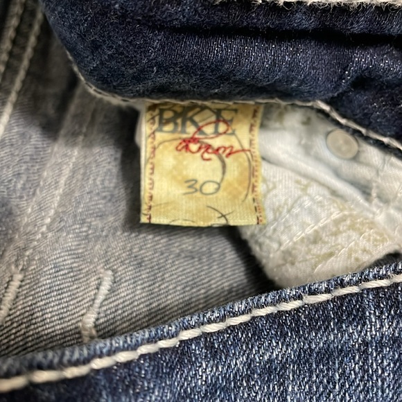 Buckle BKE Culture Cropped Capri Jeans Size 30 x 26 Stretch Metallic Flap Pocket - Picture 11 of 13
